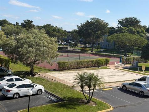 9301 N Lime Bay Boulevard Tamarac FL 33321