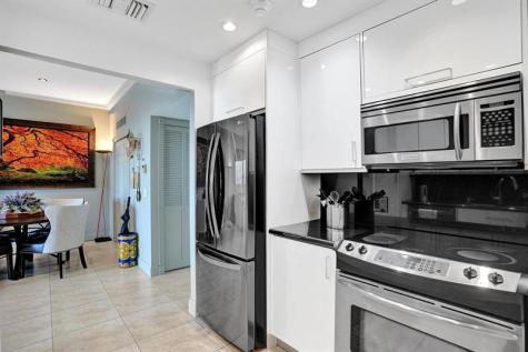 2000 S Ocean Boulevard Lauderdale By The Sea FL 33062