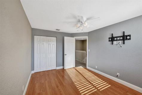 1081 SW 110th Lane Davie FL 33324