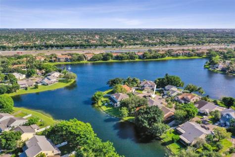 1081 SW 110th Lane Davie FL 33324