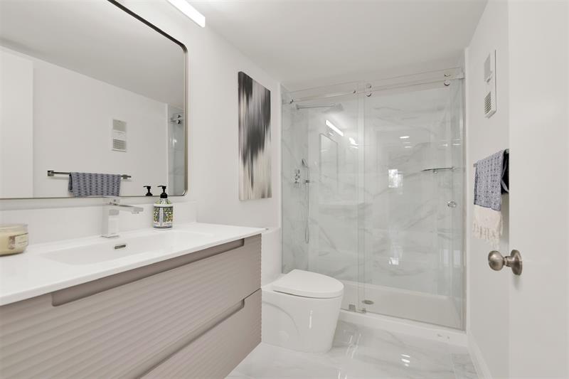 15461 Pembridge 112 Drive Delray Beach FL 33484