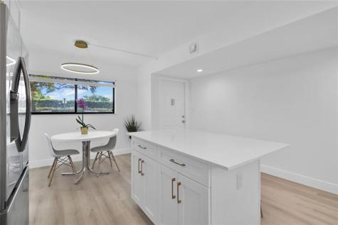 15461 Pembridge 112 Drive Delray Beach FL 33484