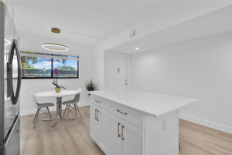 15461 Pembridge 112 Drive Delray Beach FL 33484