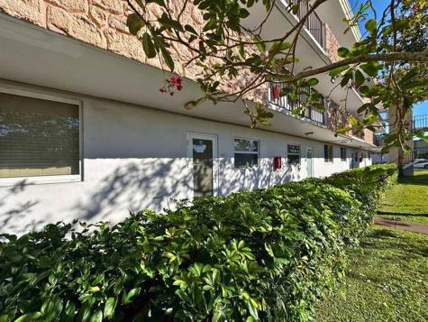 6005 Del Lago Circle Sunrise FL 33313