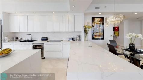 16001 Collins Avenue Sunny Isles Beach FL 33160