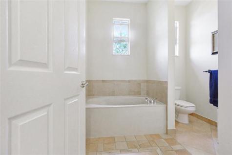 6927 Julia Gardens Drive Coconut Creek FL 33073