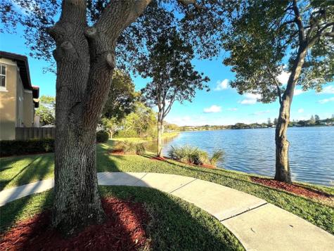 6927 Julia Gardens Drive Coconut Creek FL 33073