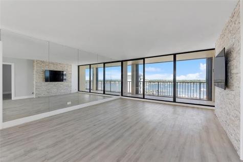 136 Lakeshore Drive North Palm Beach FL 33408
