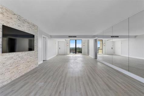 136 Lakeshore Drive North Palm Beach FL 33408