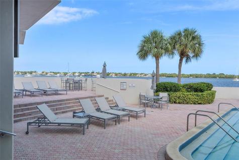 136 Lakeshore Drive North Palm Beach FL 33408