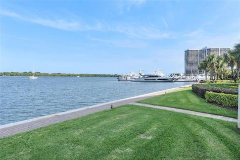 136 Lakeshore Drive North Palm Beach FL 33408