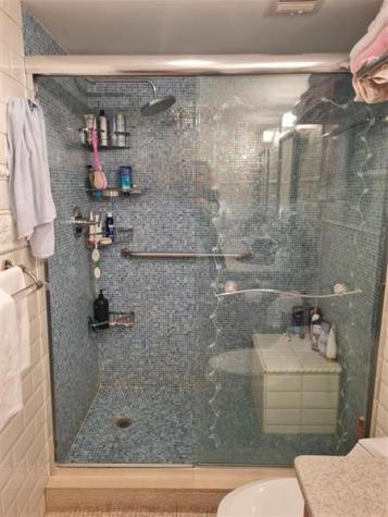 2851 NE 183 Aventura FL 33160