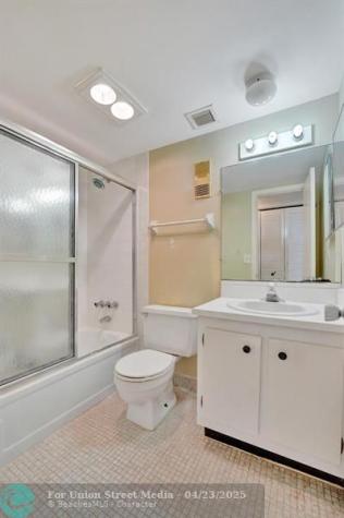 9440 Poinciana Place Davie FL 33324