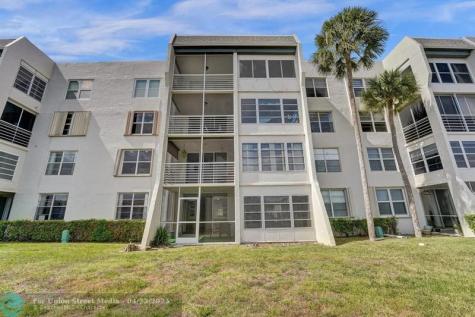 9440 Poinciana Place Davie FL 33324