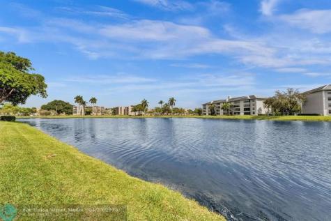 9440 Poinciana Place Davie FL 33324