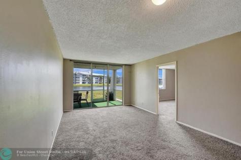 9440 Poinciana Place Davie FL 33324