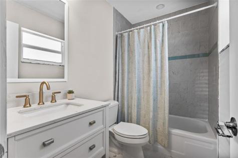 3216 SE 8th Street Pompano Beach FL 33062