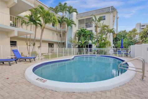 3216 SE 8th Street Pompano Beach FL 33062