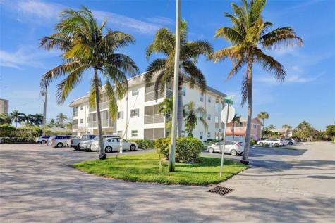 3216 SE 8th Street Pompano Beach FL 33062