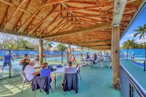 619 N Cortez Drive Margate FL 33068