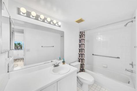 9580 Weldon Circle Tamarac FL 33321
