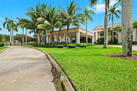 9784 Malvern Drive Tamarac FL 33321