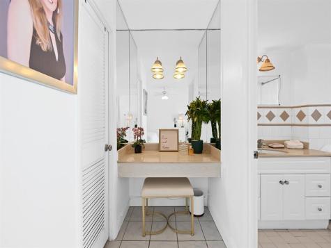 2101 S Ocean Drive Hollywood FL 33019