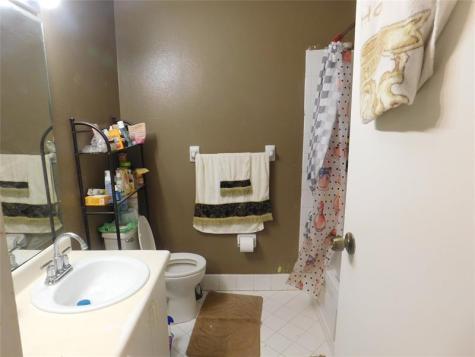 1106 SW 44th Way Deerfield Beach FL 33442