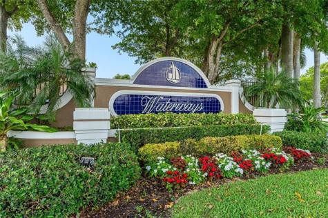 1106 SW 44th Way Deerfield Beach FL 33442