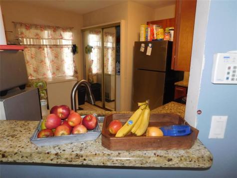 1106 SW 44th Way Deerfield Beach FL 33442