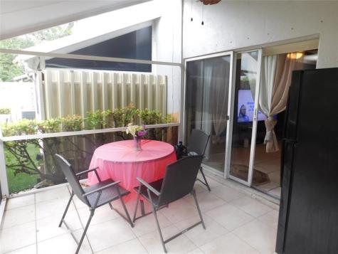 1106 SW 44th Way Deerfield Beach FL 33442