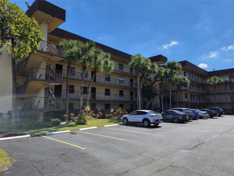 3121 NW 47th Terrace Lauderdale Lakes FL 33319