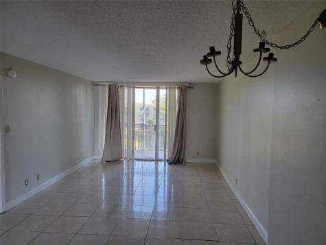 3121 NW 47th Terrace Lauderdale Lakes FL 33319