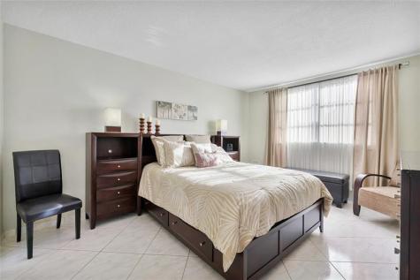 2900 NW 47th Terrace Lauderdale Lakes FL 33313