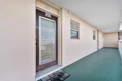 2900 NW 47th Terrace Lauderdale Lakes FL 33313