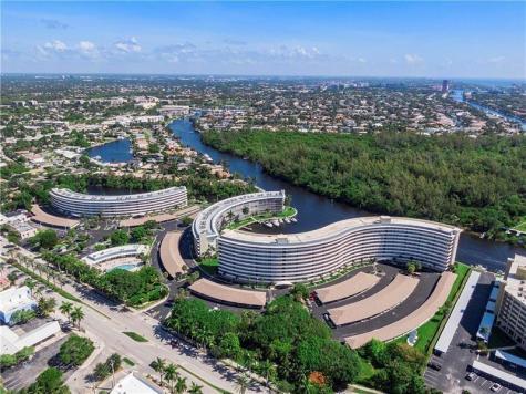 1537 E Hillsboro Boulevard Deerfield Beach FL 33441