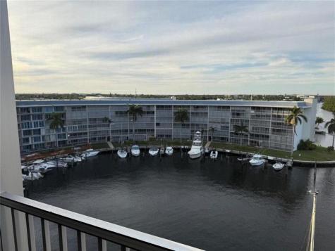 1537 E Hillsboro Boulevard Deerfield Beach FL 33441