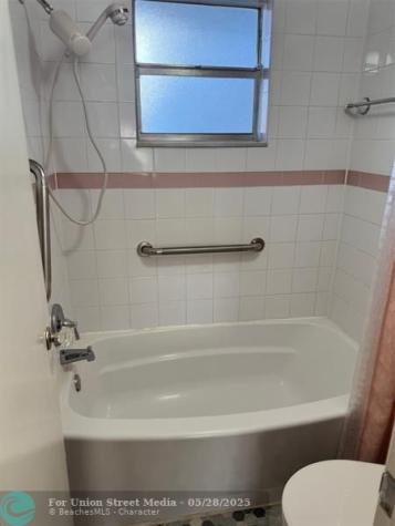 3774 Inverrary Boulevard Lauderhill FL 33319