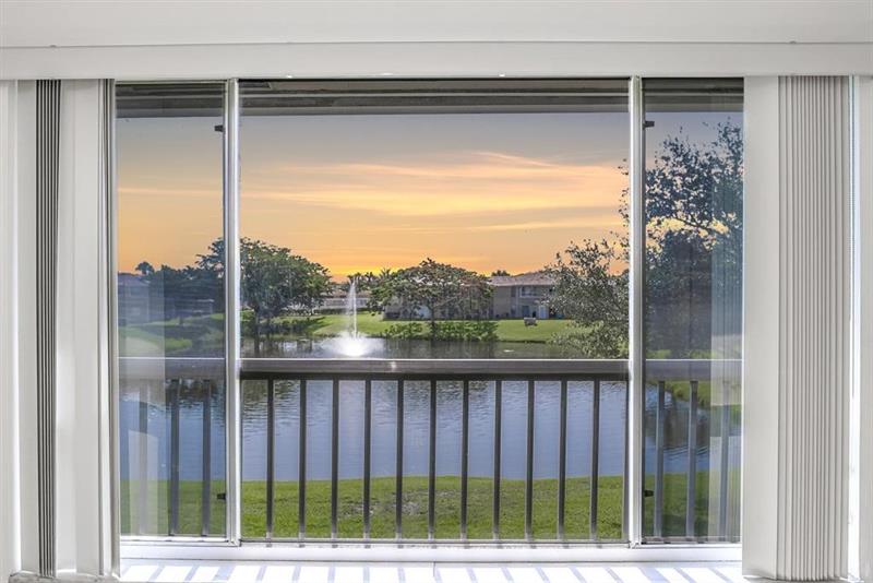 911 Twin Lakes Drive Coral Springs FL 33071