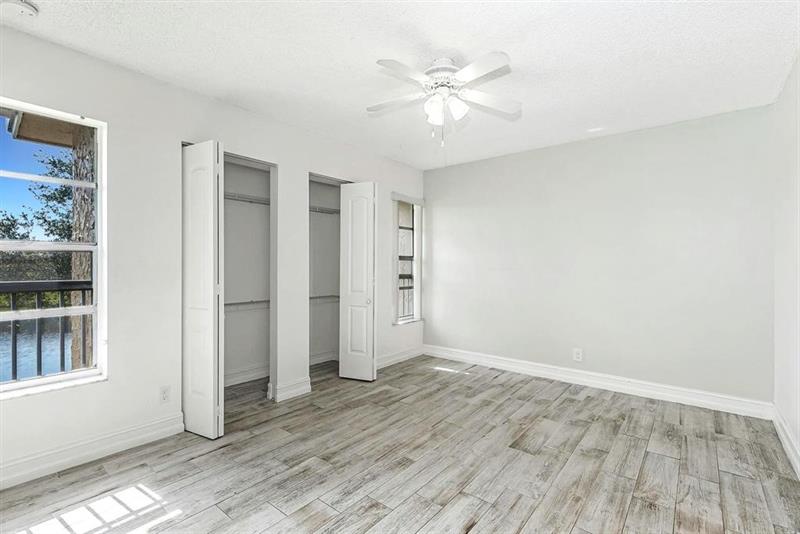 911 Twin Lakes Drive Coral Springs FL 33071