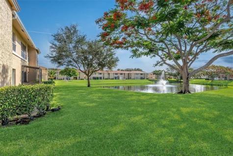 911 Twin Lakes Drive Coral Springs FL 33071