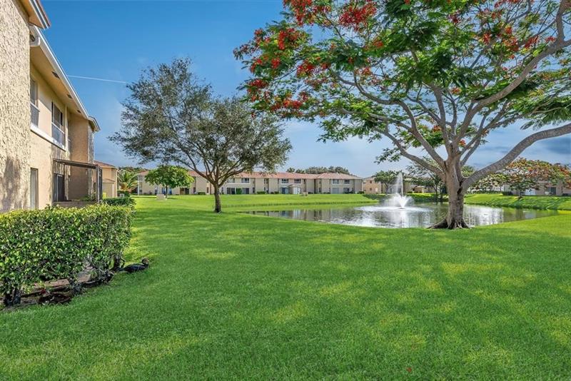 911 Twin Lakes Drive Coral Springs FL 33071