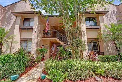 2210 SW 92nd Terrace Davie FL 33324