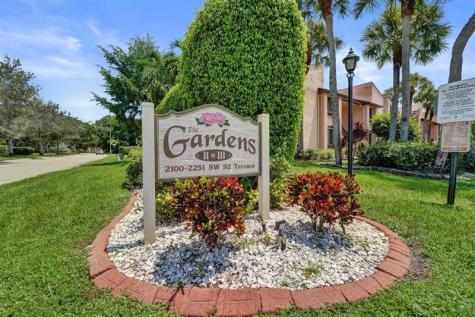 2210 SW 92nd Terrace Davie FL 33324