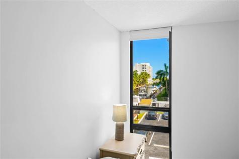4800 Bayview Drive Fort Lauderdale FL 33308