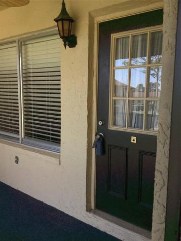 418 Pine Glen Lane Greenacres FL 33463