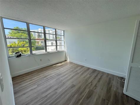 6855 Abbott Avenue Miami Beach FL 33141