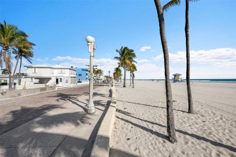 901 S Surf Road Hollywood FL 33019