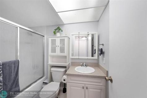 8880 Sunrise Lakes Boulevard Sunrise FL 33322