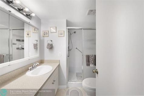 8880 Sunrise Lakes Boulevard Sunrise FL 33322